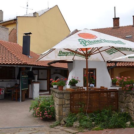 Apartmany Pod Kastany Kvasice Exterior foto