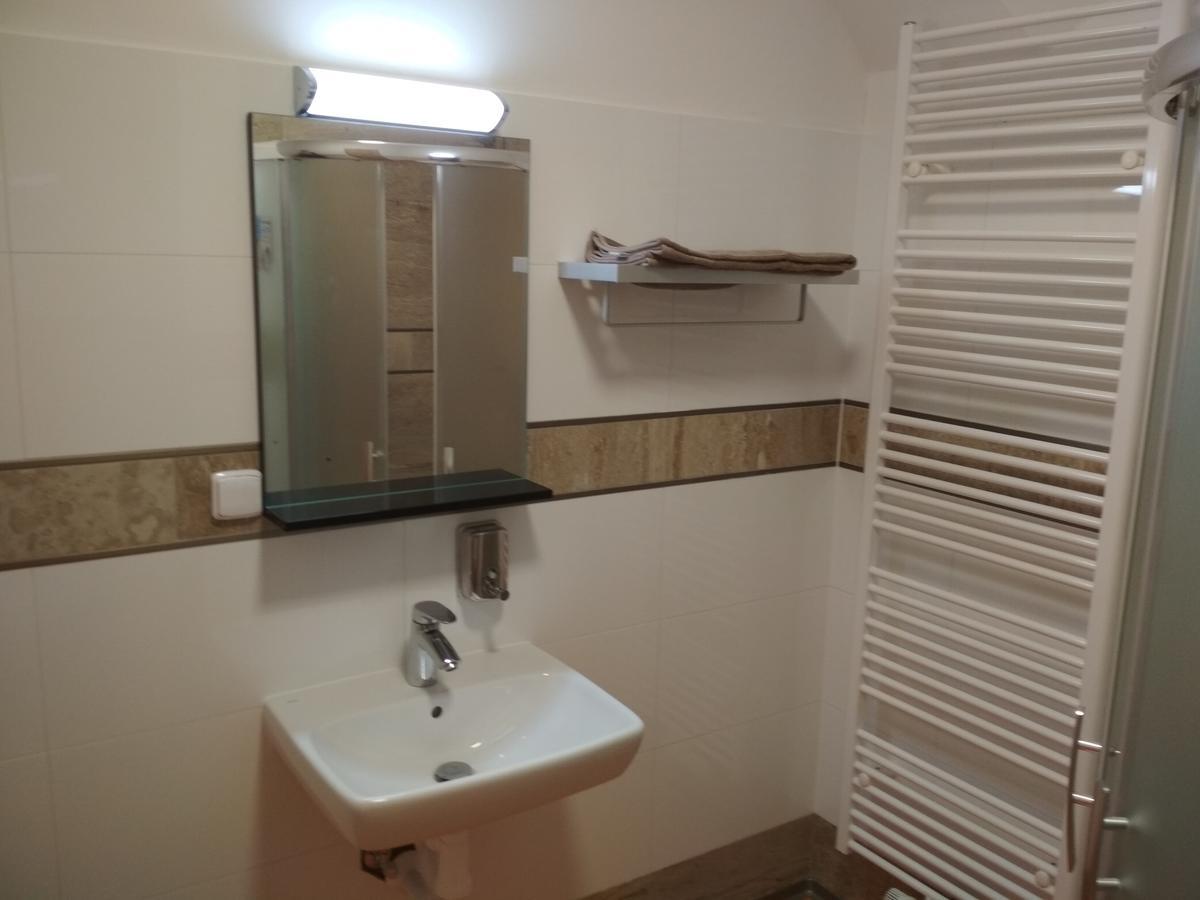 Apartmany Pod Kastany Kvasice Exterior foto